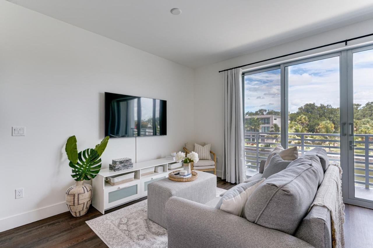 All-New, Waterfront Condo In Downtown Sarasota! Bagian luar foto