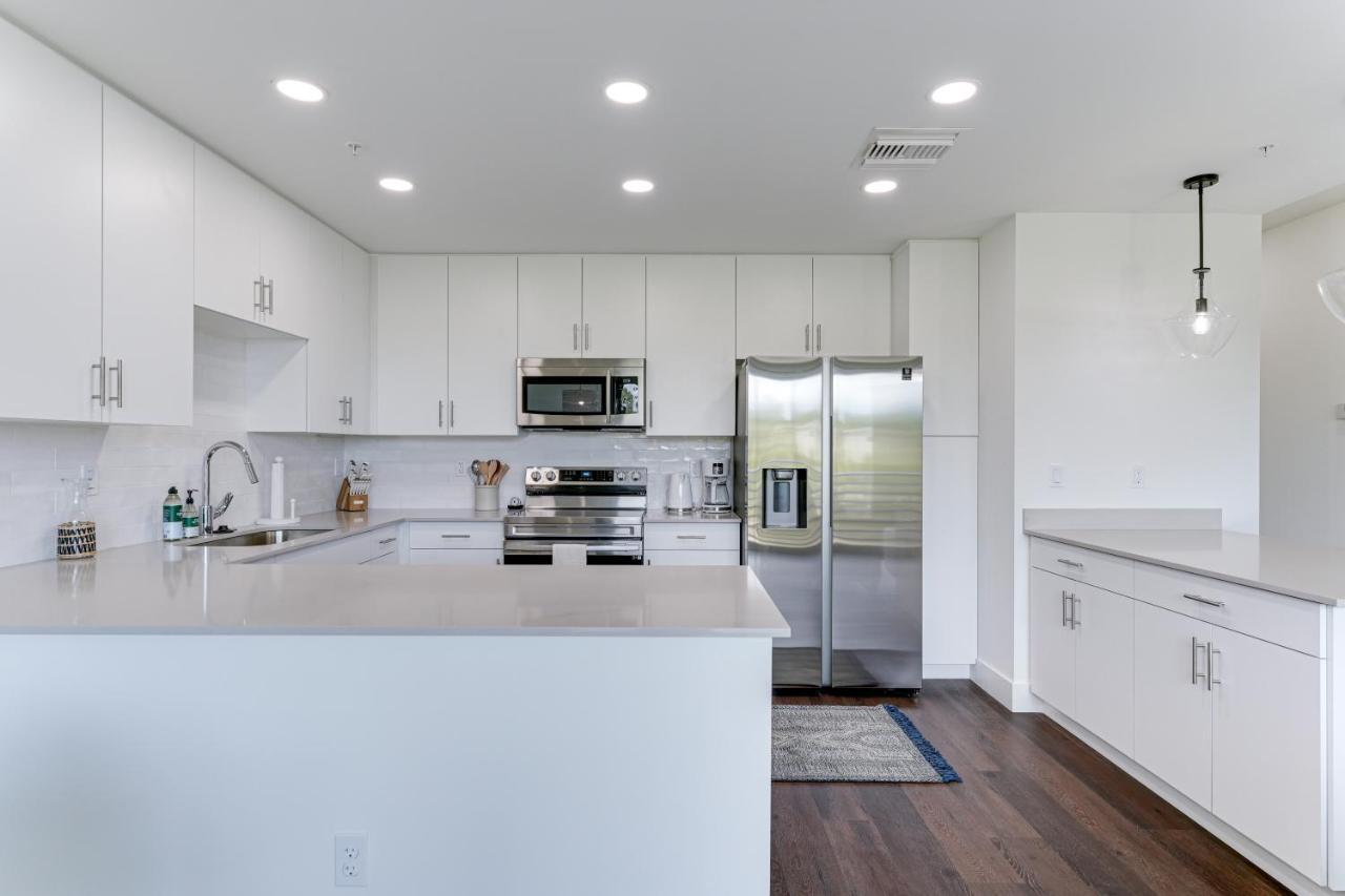 All-New, Waterfront Condo In Downtown Sarasota! Bagian luar foto