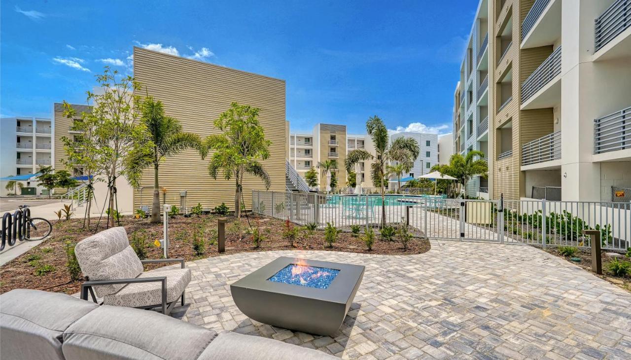 All-New, Waterfront Condo In Downtown Sarasota! Bagian luar foto